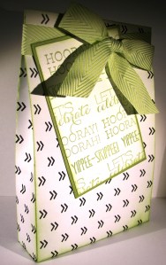 Adventure Awaits Gift Set